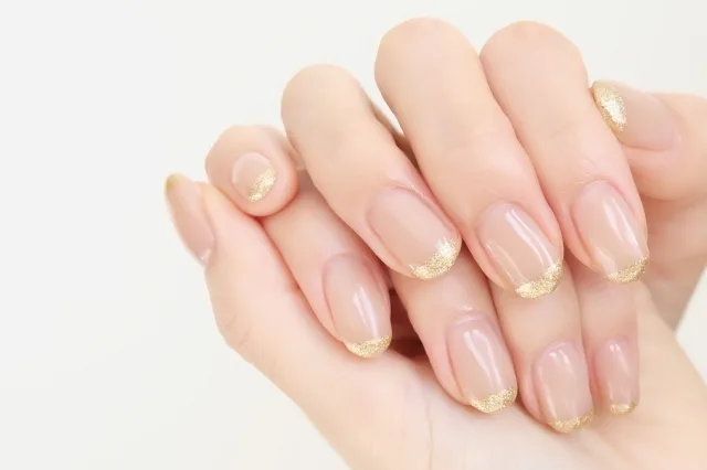 【2026年版】運気が上がるネイルカラー完全ガイド！開運効果抜群デザイン